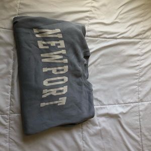 RARE BRANDY MELVILLE NEWPORT CREW NECK